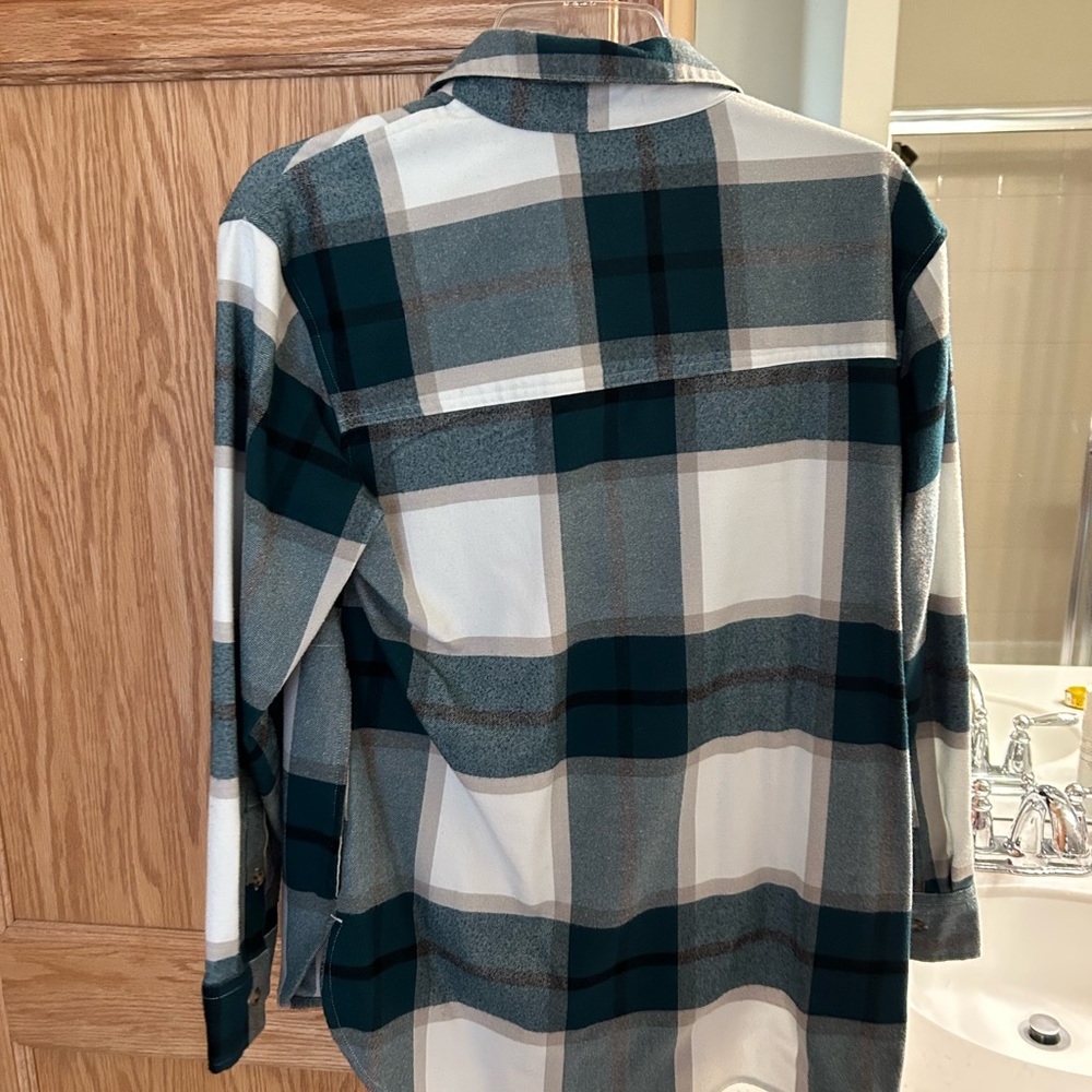 Plaid Button-Up Jacket - Picture 3 of 3